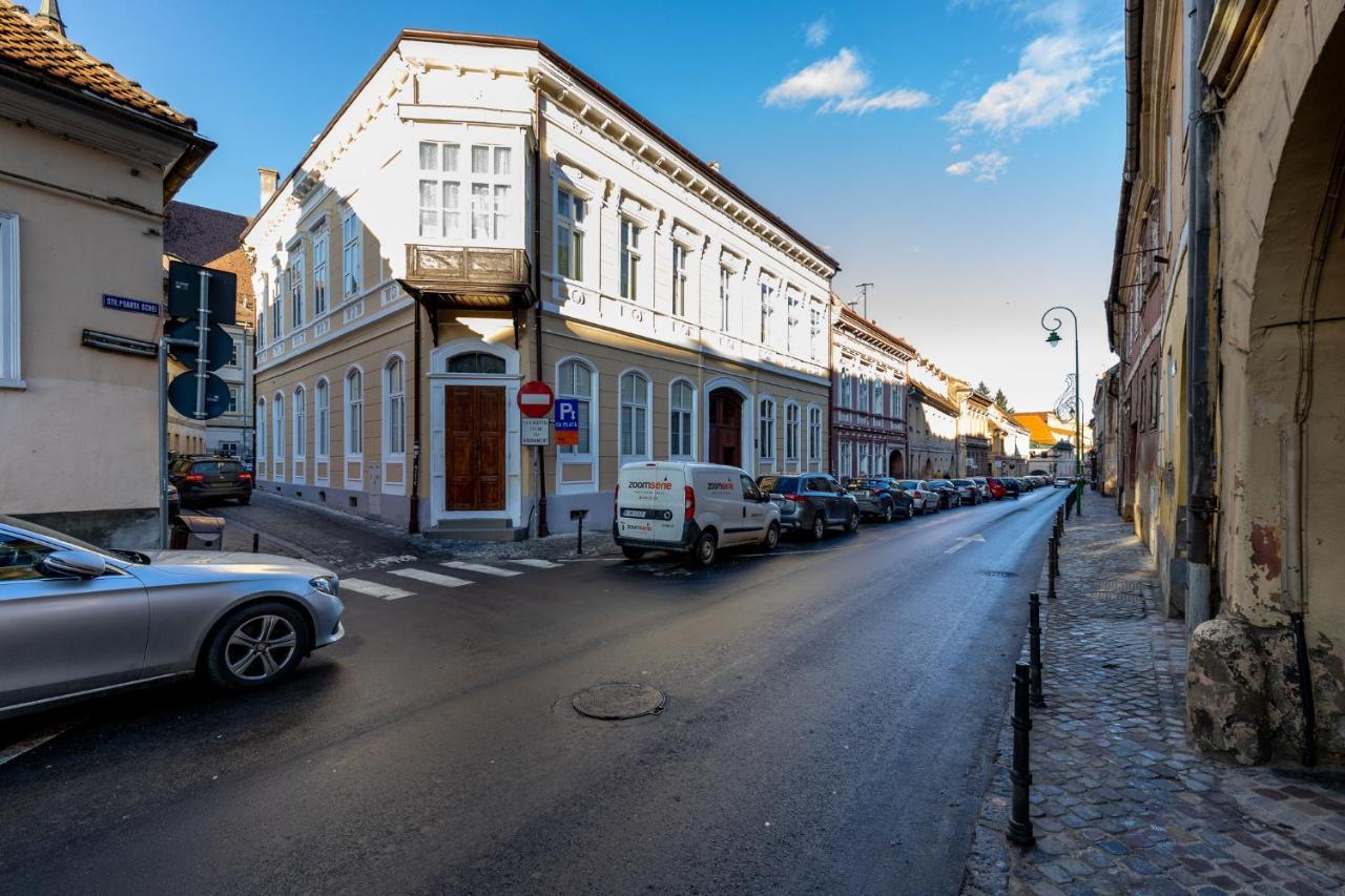 Вилла Downtown Premium Брашов Экстерьер фото
